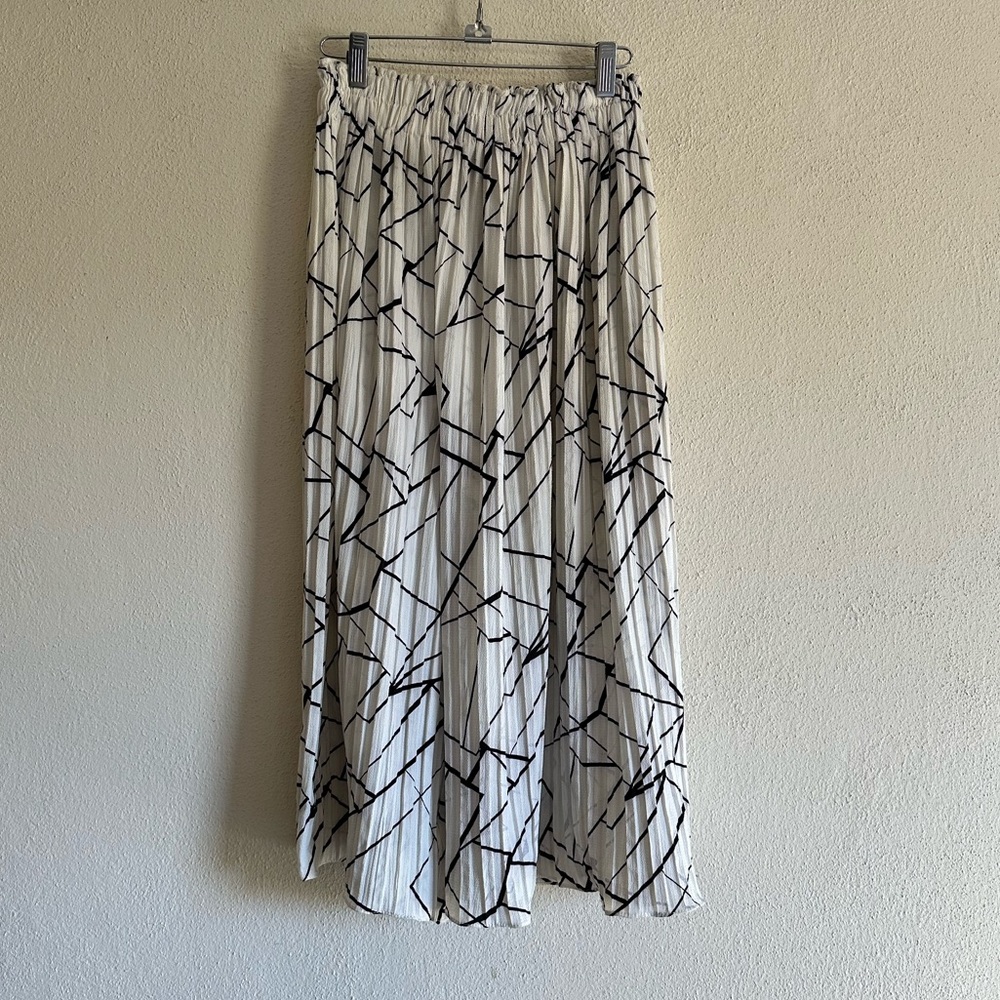 Elastic Waist Flowy Palazzo Pants